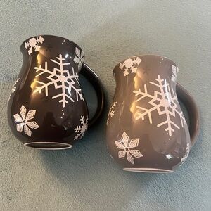 Temptations by Tara 16oz Seasonal Mug Set with Gray Grey Snowflake Design 2 mugs